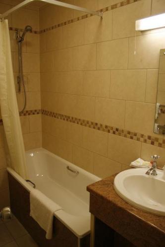 St Peter'S Quarter Hotel Дербі Номер фото